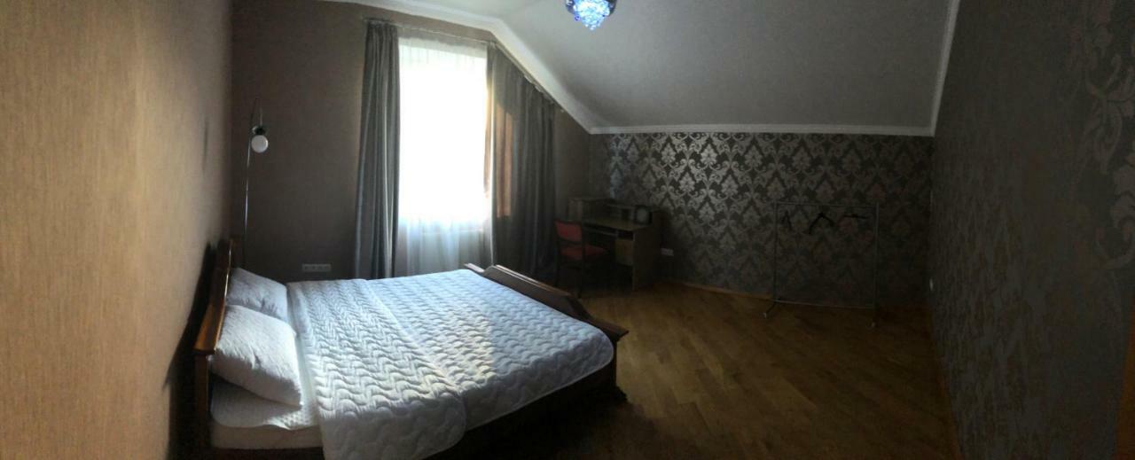 Victory Guest House Одеса Екстер'єр фото